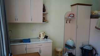 Хостелы TJ+ Hostel Батуми Односпальная кровать в общем номере с 4 кроватями-5