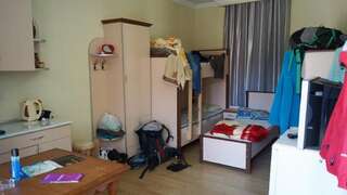 Хостелы TJ+ Hostel Батуми Односпальная кровать в общем номере с 4 кроватями-6