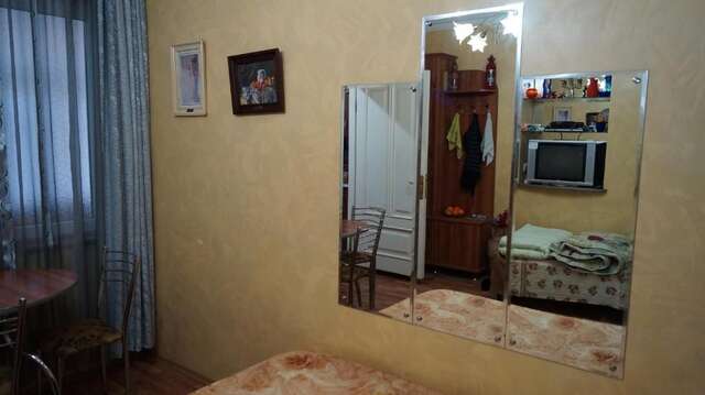 Хостелы TJ+ Hostel Батуми-16