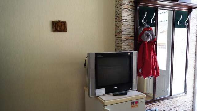 Хостелы TJ+ Hostel Батуми-27