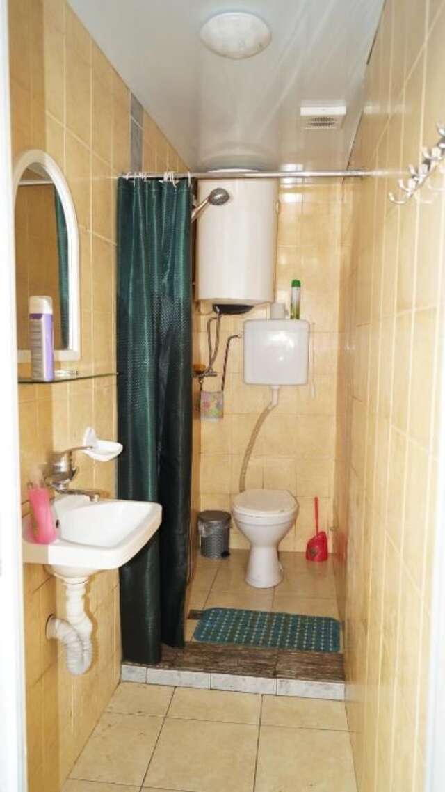 Хостелы TJ+ Hostel Батуми-30