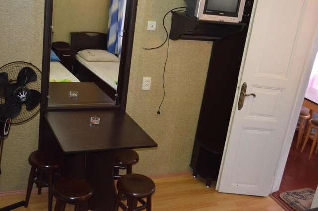 Хостелы TJ+ Hostel Батуми-9
